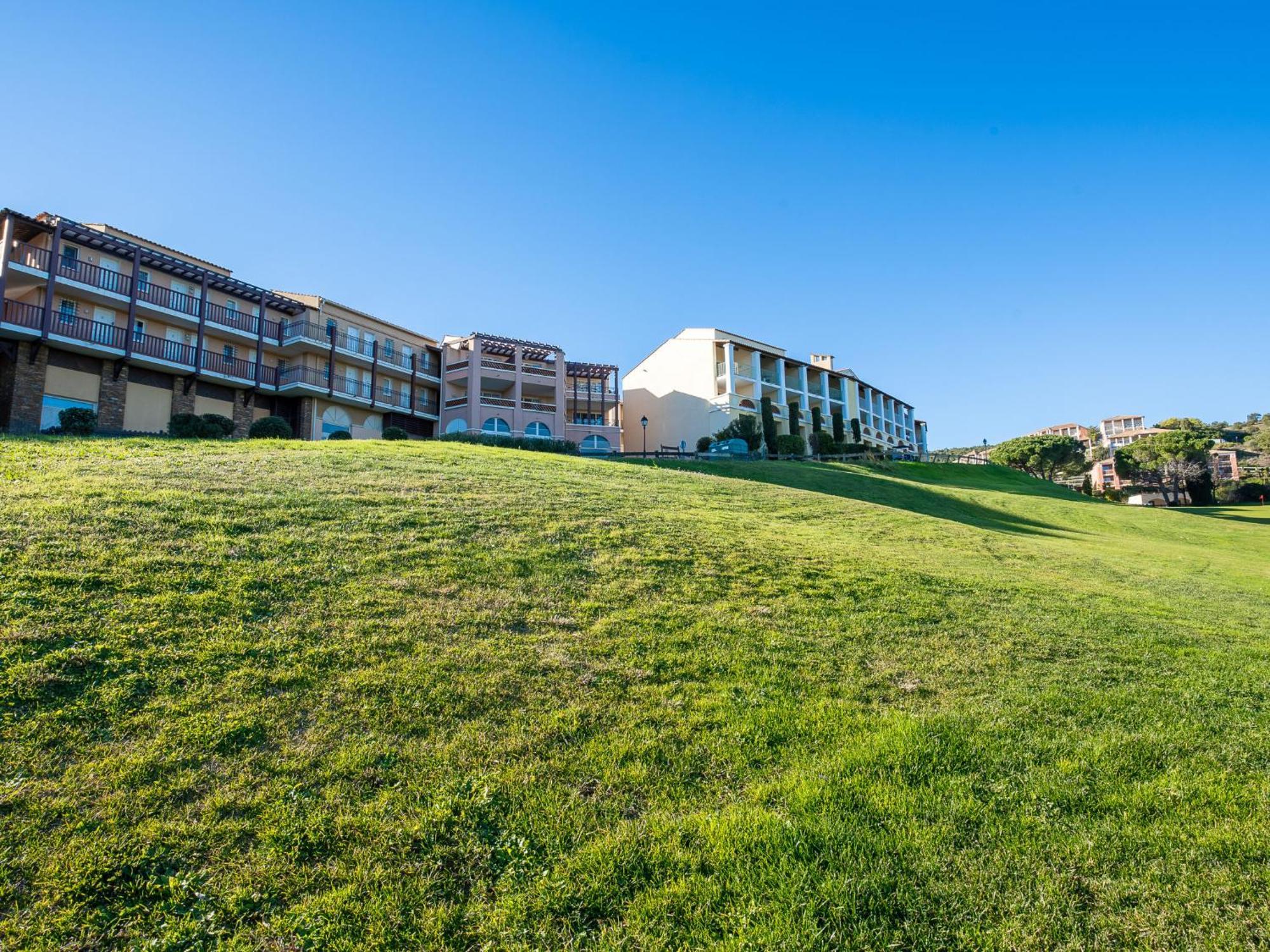 Apartment Village Cap Esterel - Le Village-81 By Interhome Saint-Raphaël المظهر الخارجي الصورة