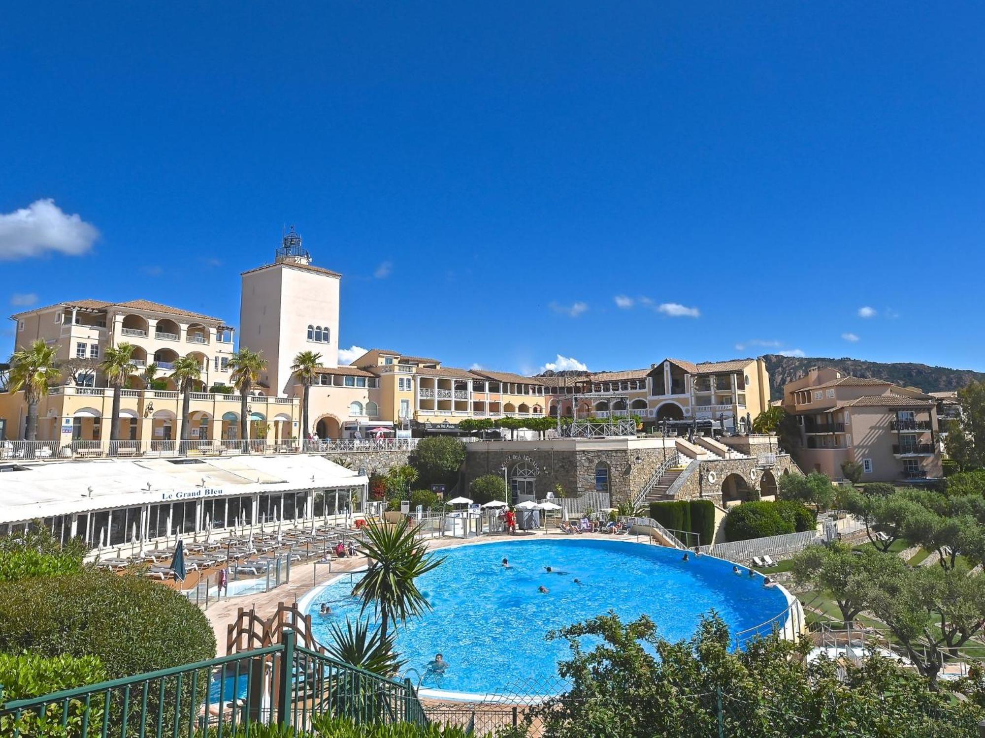 Apartment Village Cap Esterel - Le Village-81 By Interhome Saint-Raphaël المظهر الخارجي الصورة